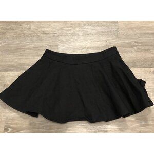 NEW FENITY Fashion Women Size XS Black Skirt Shorts Skorts NWT